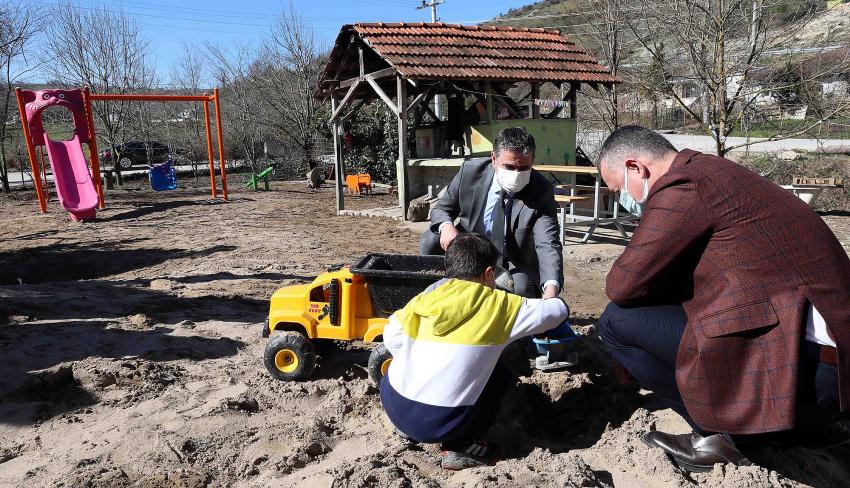 Başkan Büyükakın, Ahmet’in parkına konuk oldu