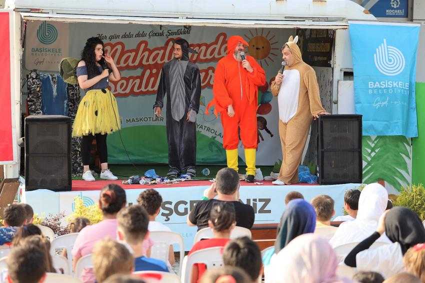 MİNİKLER “MAHALLEMDE ŞENLİK VAR” İLE EĞLENİYOR