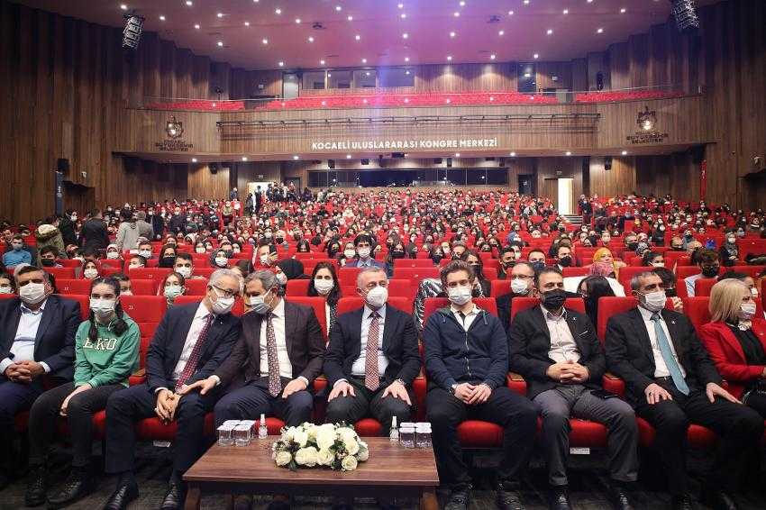 ASIMIN NESLİ OLUN SİZLERE BU KUTLU DAVANIN EVLATLARISINIZ